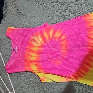 Woman's Colortone Pawz tank top